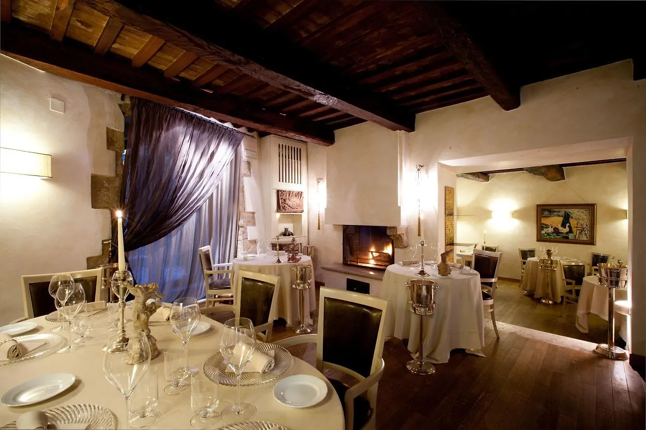 Locanda Caino Montemerano 0*,
